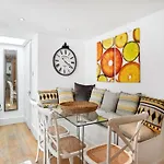 Home Erborn London Mayfair